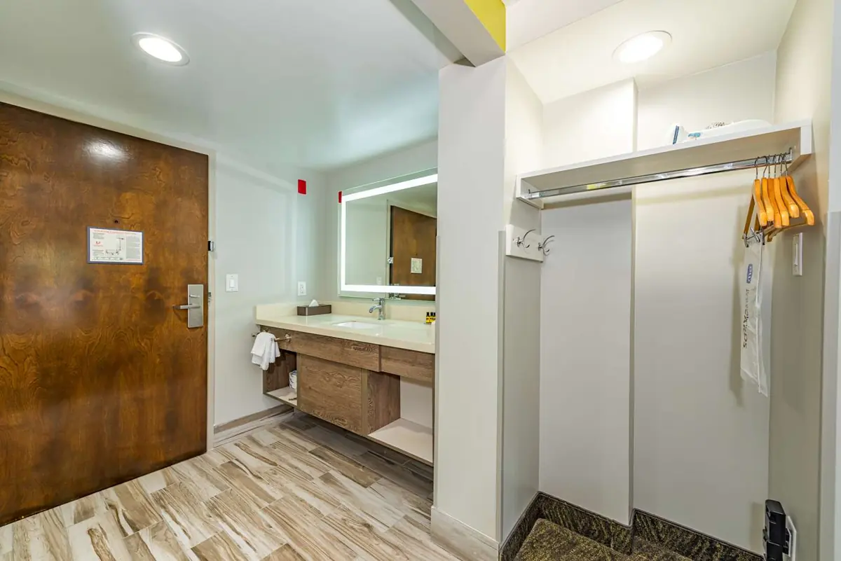 Seating and work area in the Family Bunk Bed Suite.